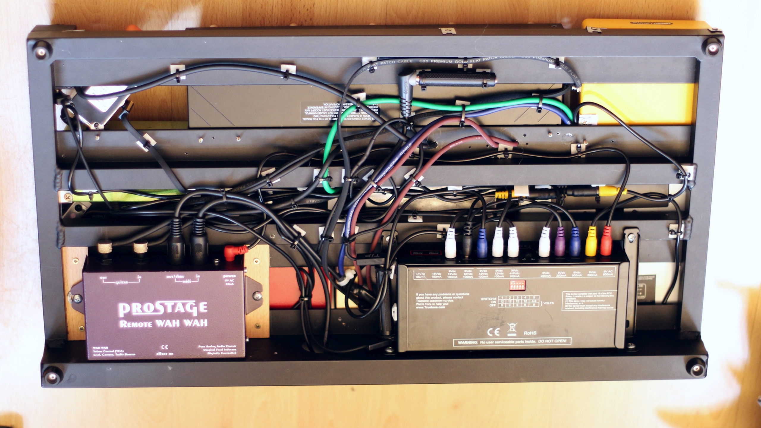 Boss ES5 Tips I Building your Pedal Board TheGuacamoleXplosion