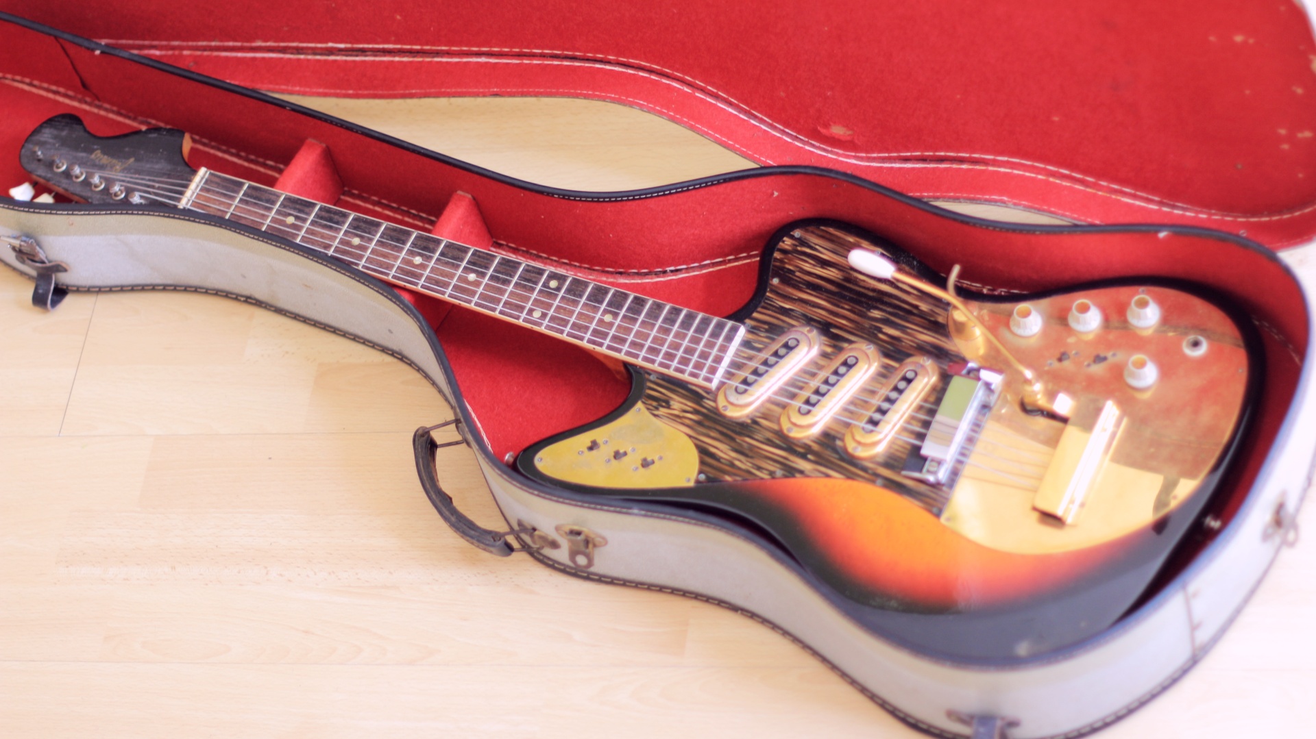 Framus Golden Strato de Luxe vintage guitar